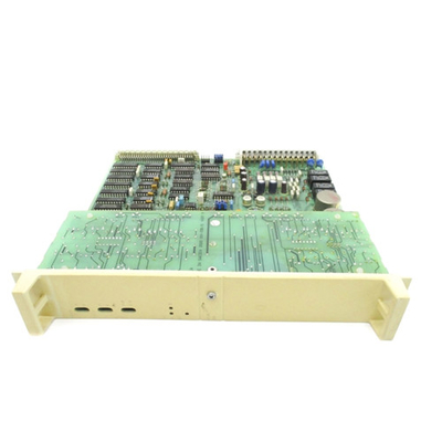 Peças sobresselentes YM110001-SD do PLC da placa do tratamento dos sinais de PFVK104 ABB