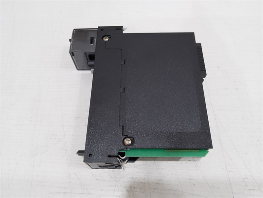 Módulo de saída 24VDC da C.C. 8 de Allen-Bradley 1756-OB8 ControlLogix Digital