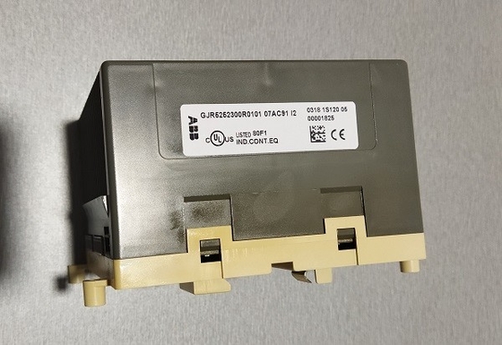 07AC91 GJR5252300R0101 ABB AC31 Módulo de E/S analógico 8AC 24VDC CA U/I 12bit+Signal
