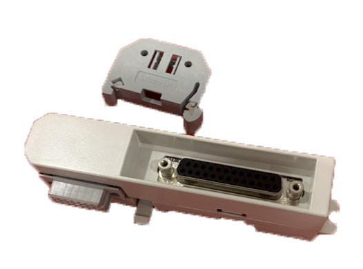 ABB TB805 3BSE008534R1 Módulo de saída de autocarro Adaptador de cabo de extensão de autocarro D-Sub 25