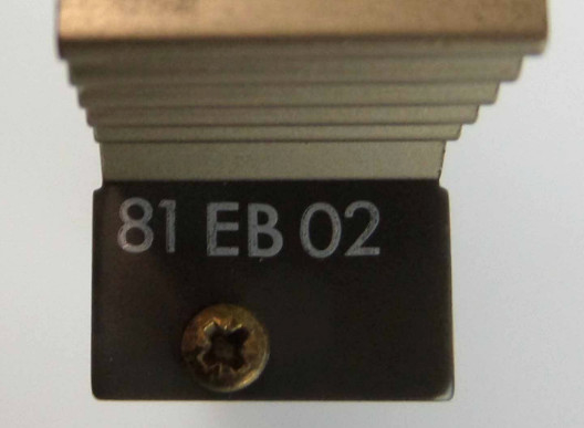 ABB 81EB02 GJR2349000R1000 Aplicações de protecção eléctrica em ambientes industriais