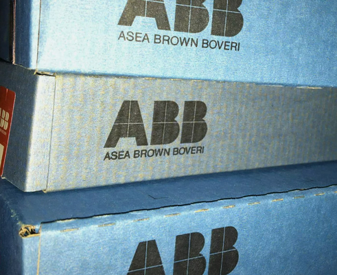 ABB 81AA10E GJR2370200R1100 Módulo de saída analógica Procontrol P14