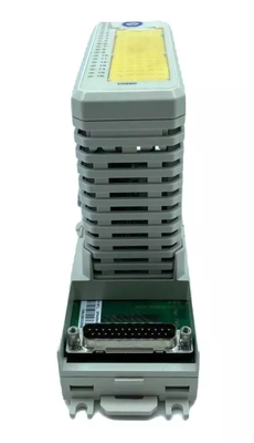 ABB DI880 3BSE028586R1 Módulo de entrada digital HI S/R 16 canais Módulo para S800