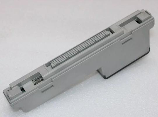 ADM51C-2 YOKOGAWA Output Digital I/O Module 16 ou 32 Contact I/O Points Front Connector