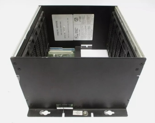 IC697CHS750 GE PLC Racks Racks padrão de montagem dianteira e traseira Configurações de CPU e I / O