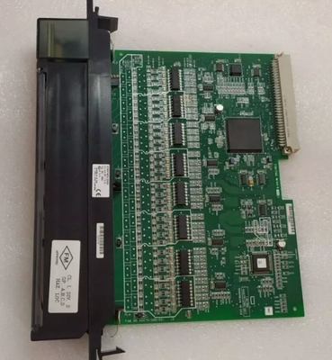 IC697MDL653 GE módulos de entrada discreta 24 Volt DC lógica positiva / negativa 32 pontos