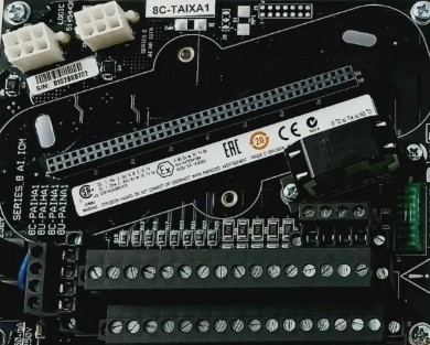 Honeywell 8C-TAIXA1 PLC Module Input Análogo IOTA Monofásico Revestido