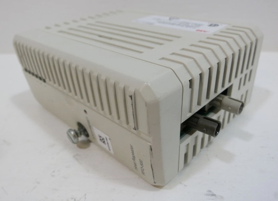 RFO800 P-HB-RFO-80010000 ABB Interface de módulo PLC para sistemas de automação industrial