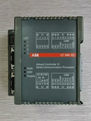 07MK92 GJR5253300R1161 ABB Módulo de Comunicação 4 Interfaces Serial