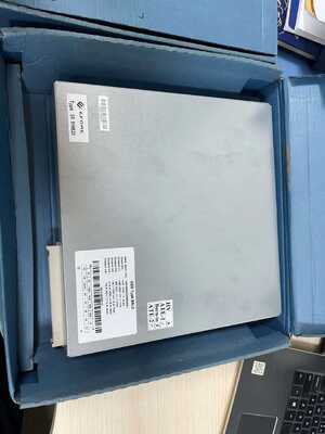 SR91H520 Relais de protecção ABB com protecção contra falhas de terra por sobrecorrência e design compacto