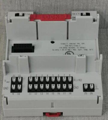 Honeywell XS821-22 24Vdc 110mA Socket Terminal de saída flutuante com módulo e design de separação de base