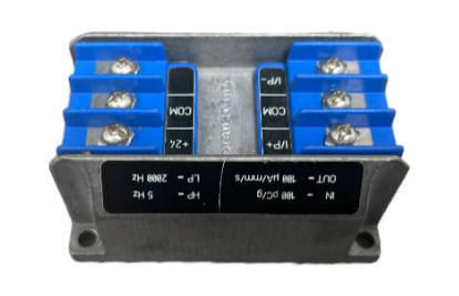 Condicionador de sinal de carga piezoelétrica IPC704 244-704-000-042 A1-B03-C100-D100-E5-F2000-G0-H0-I0 para medição de velocidade de vibração do mancal