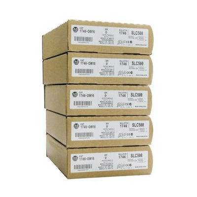 Saídas do módulo de saída 8 do relé de 1746-OW16 Allen Bradley SLC500 16-Channel pela terra comum