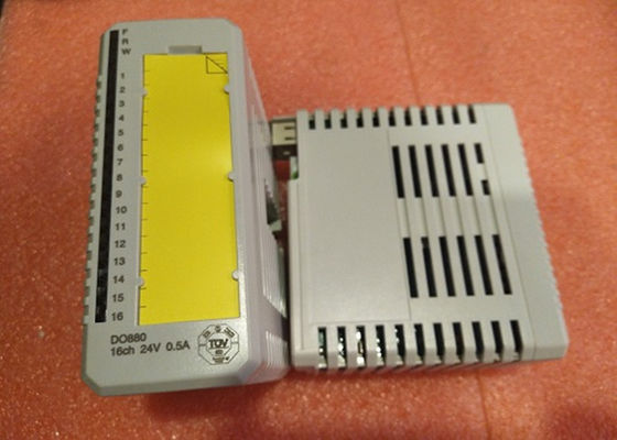 O módulo de saída 4 CH de DO890 ABB S800 Digitas isolou as peças sobresselentes 3BSC690074R1 do PLC da relação da segurança