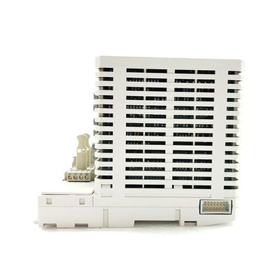 Peças sobresselentes 3BSE010796R1 do PLC do módulo de processador da C.A. S800 de PM825 ABB