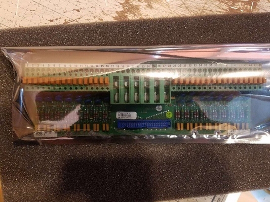 Unidade da conexão de DSTA131 ABB para as peças sobresselentes análogas 57120001-CV do PLC do Ch da placa 16