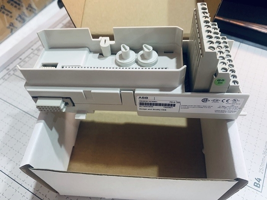 Terminação IP20 3BSE013230R1 do módulo do estojo compacto do I/O de TU810V1 ABB S800