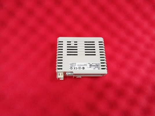 Automatização de processo 3BSE008514R1 do módulo de saída 230V do canal do I/O 8 de DO820 ABB S800 Abb