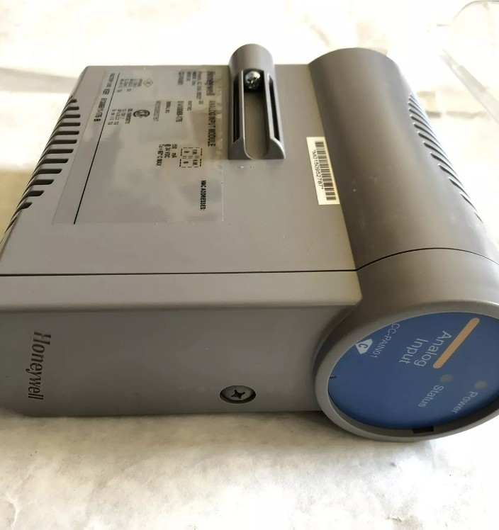 CC-PAIN01 Honeywell Analog Input Module DCS Parts PLC Module Novo em folha