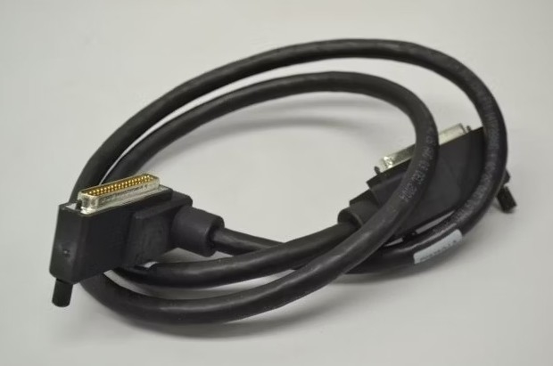 Foxboro P0926GJ Colete externo Hipalon e isolamento de polietileno primário de condutor cruzado XLPE