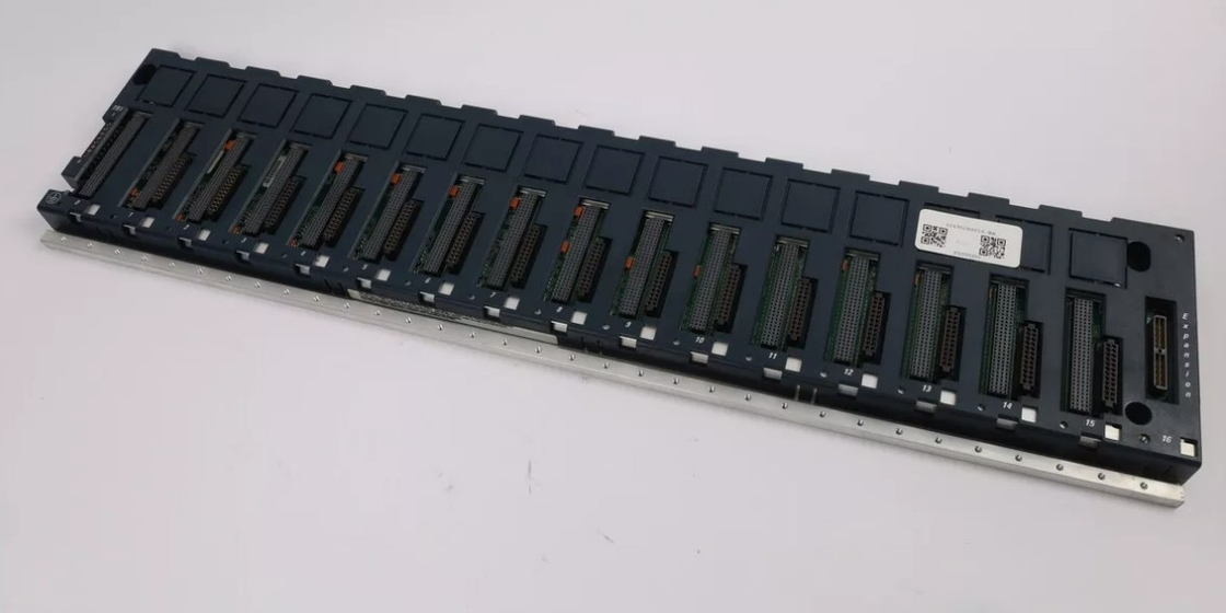 IC695CHS016 GE PAC Systems RX3i 16 Slot High Speed Controller Base Suporta PCI e Serial Bus